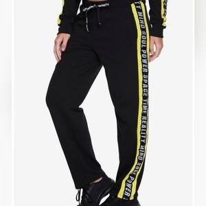 Marvel Avengers: Infinity War Mind Stone Athletic Pants.